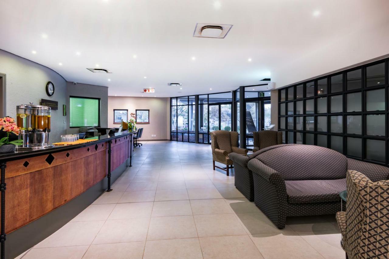 Aha Kopanong Hotel & Conference Centre Benoni Exterior photo