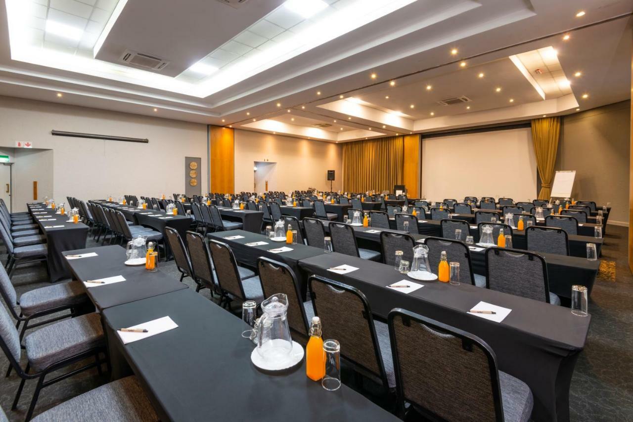 Aha Kopanong Hotel & Conference Centre Benoni Exterior photo